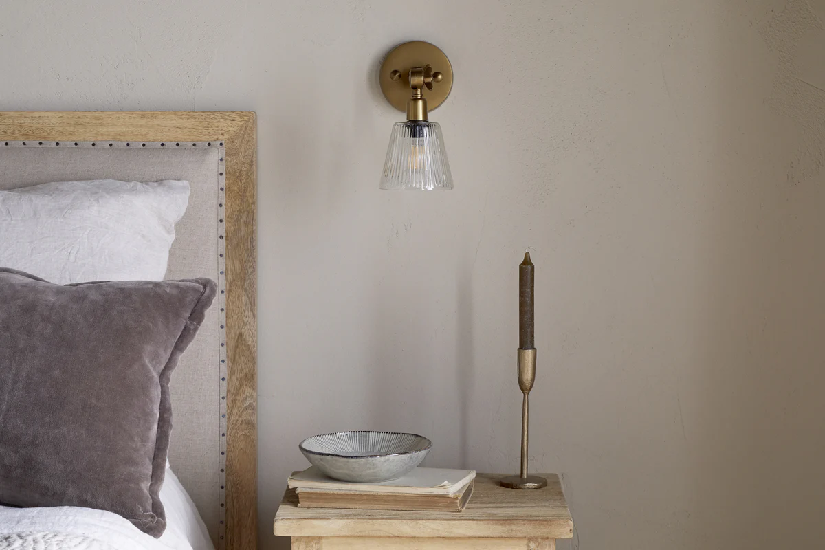 Davika Ribbed Glass Task Wall Lamp - Clear & Antique Brass - Image 2