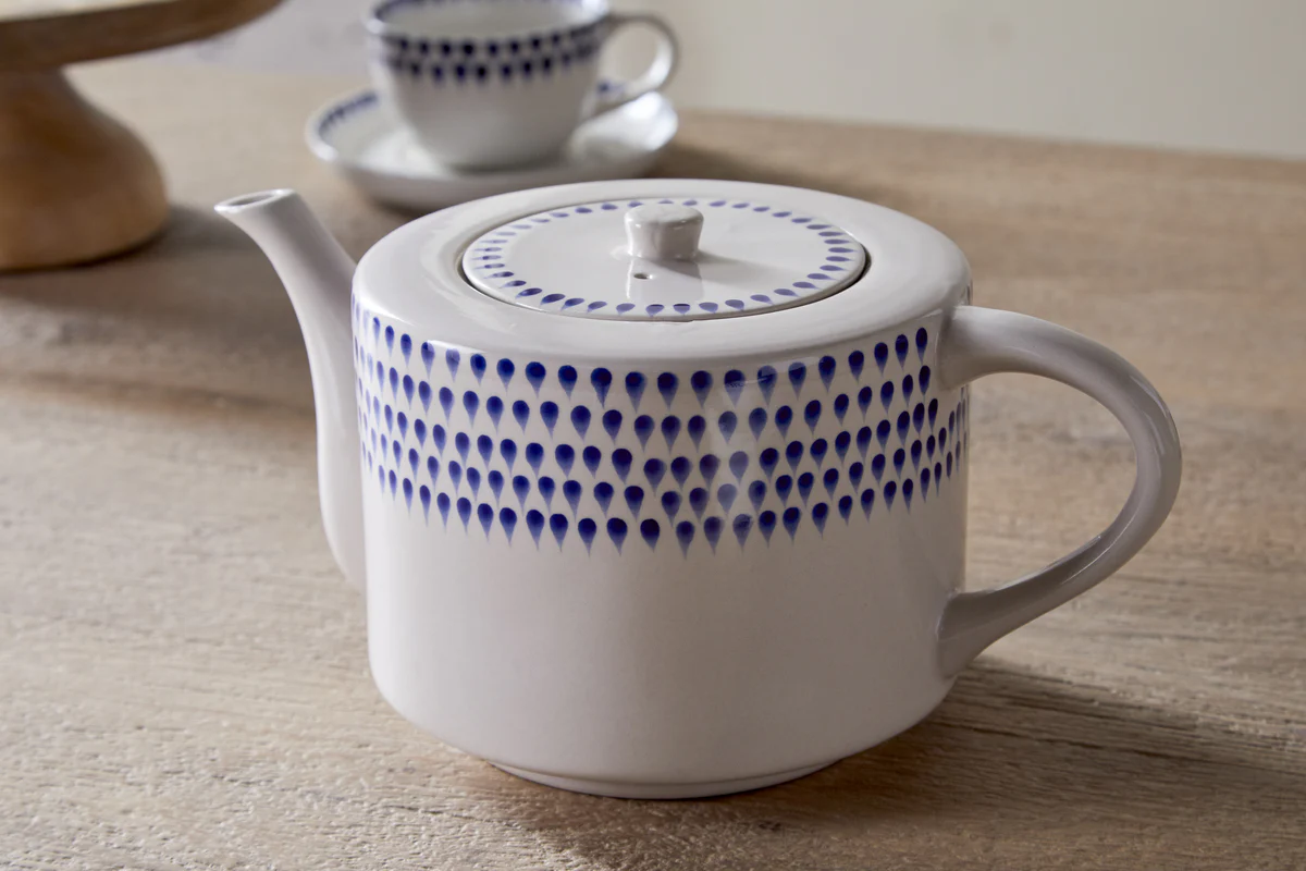 Indigo Drop 4 Person Teapot - Cream & Indigo - Image 2