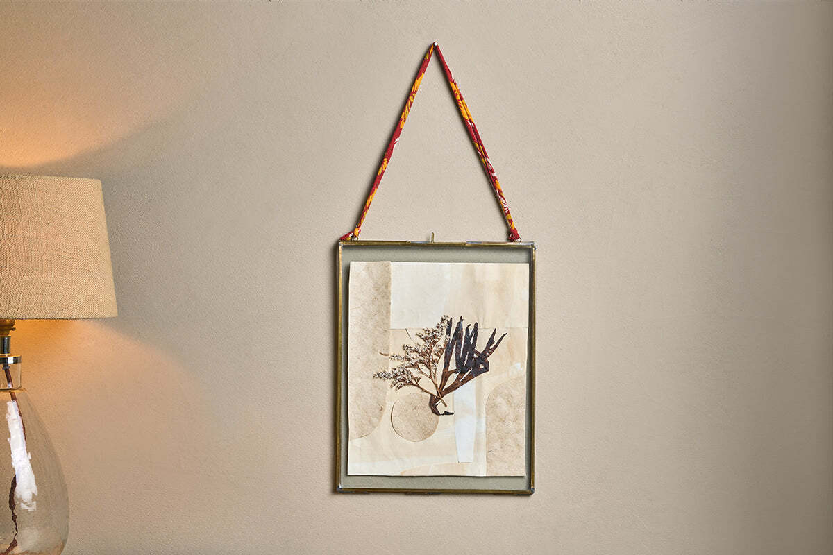 Kiko Brass Frame - Image 10