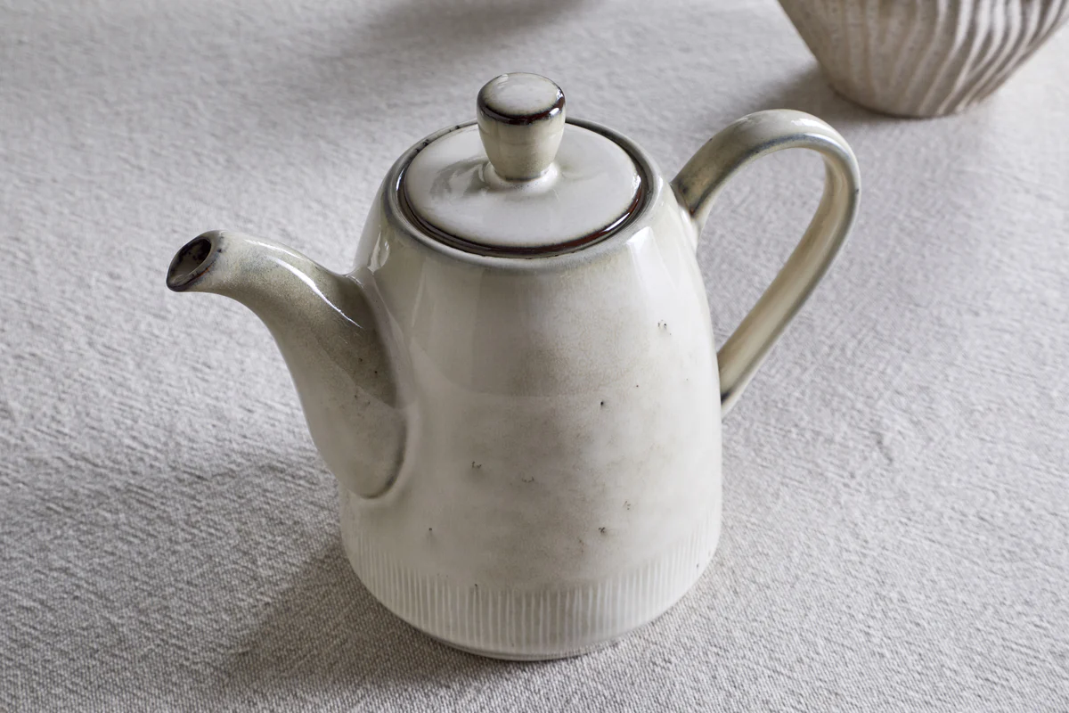 Malia Teapot - Cream - Image 2
