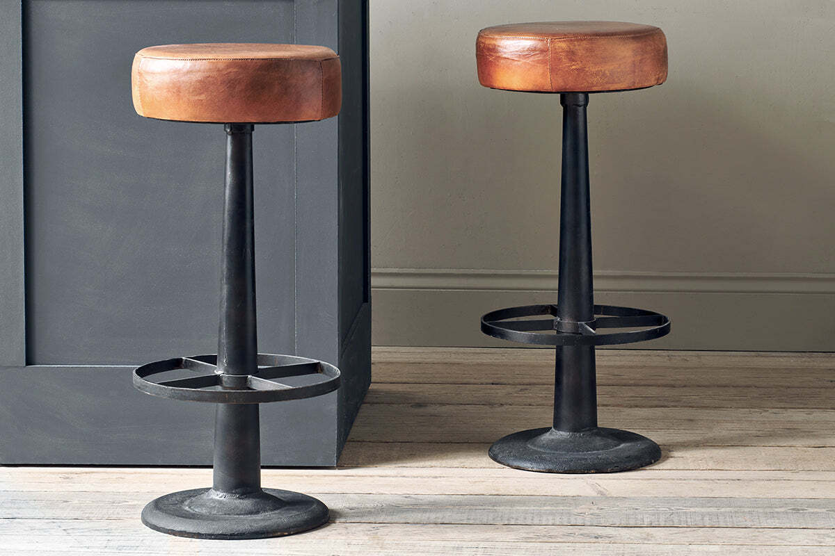 Narwana Leather Round Stool - Aged Tan - Image 4