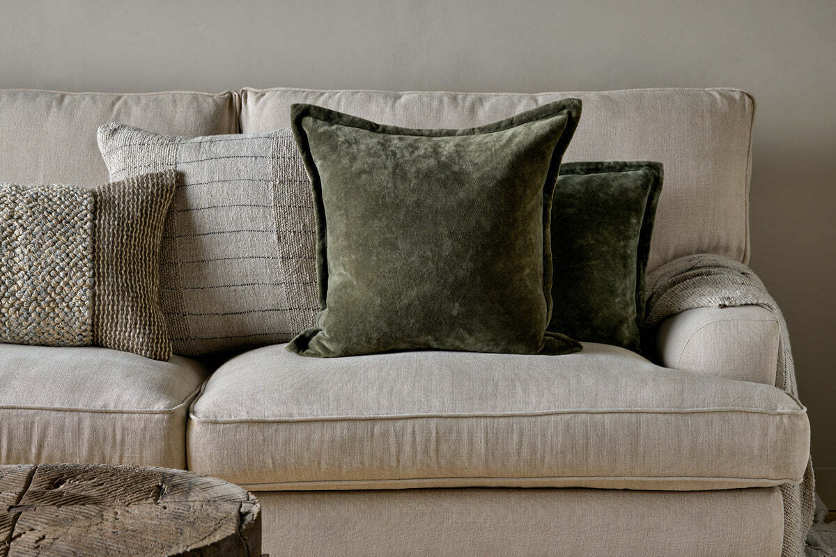 Pilani Velvet & Linen Cushion Cover - Moss - Image 2