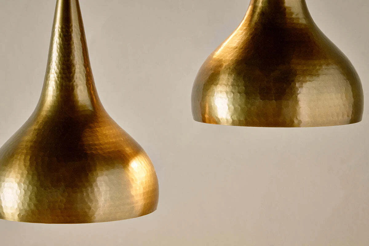 Quinn Hammered Metal Cluster Lamp - Antique Brass - Image 4