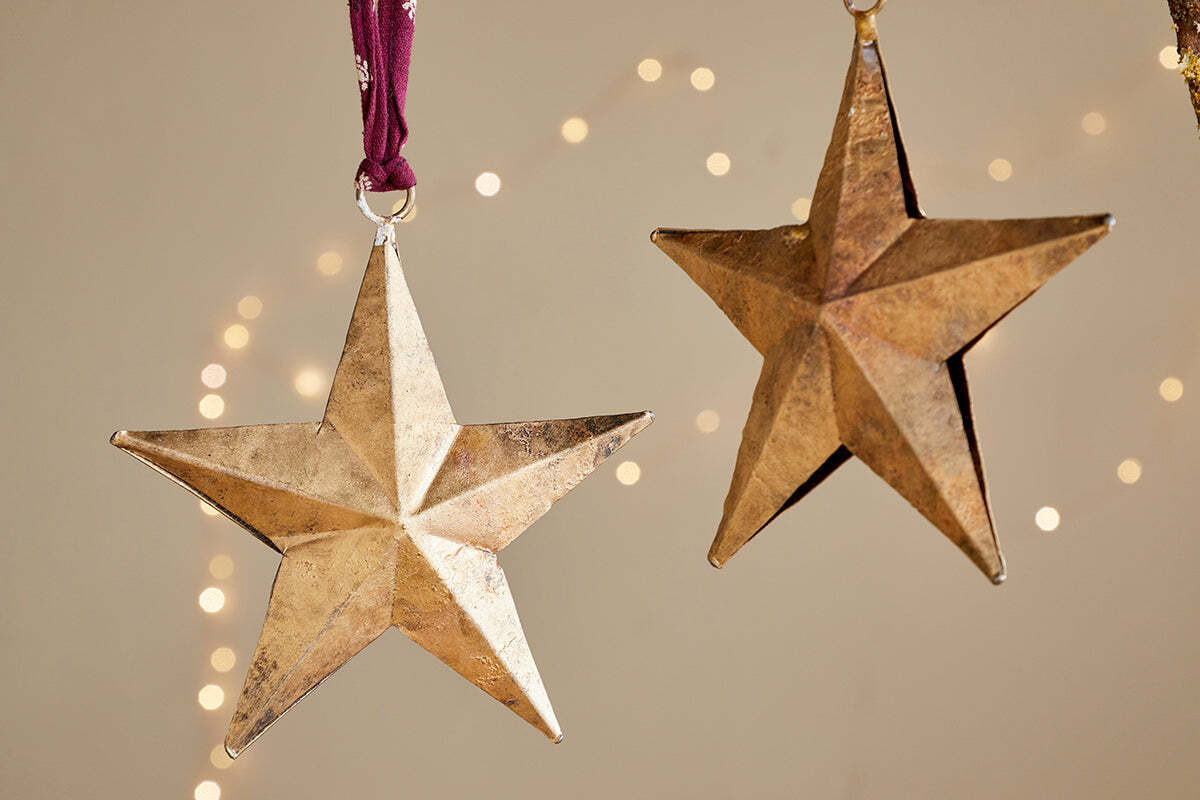 Roshani Star Baubles - Antique Brass (Set of 2) - Image 2