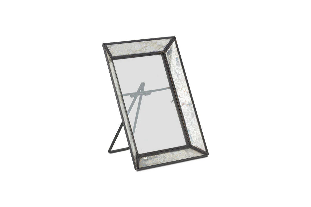 Yash Antique Glass & Iron Photoframe - Antique Black - Image 6